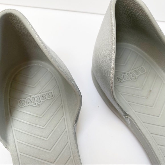 Native Audrey d’Orsay Silver Pointy Toe Flats US10 - Picture 3 of 6
